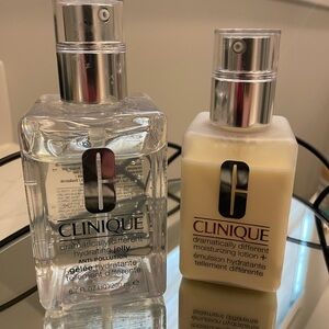 Clinique Bundle - Dramatically Different Jelly + Lotion